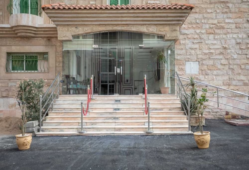 Shaqaq Dalmun