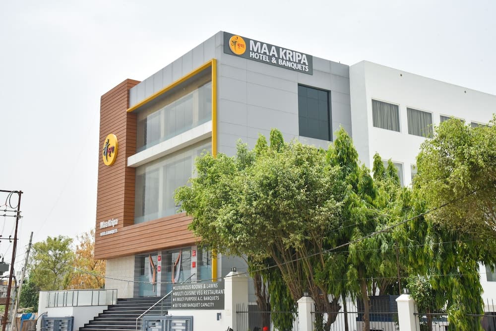 Maa Kripa Hotel & Banquets