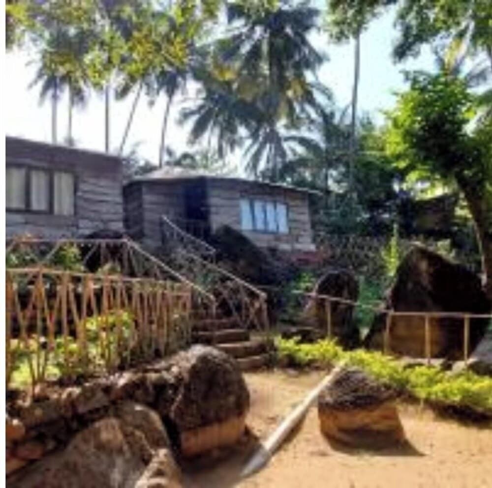 Ourem Palace Luxury Beach Huts