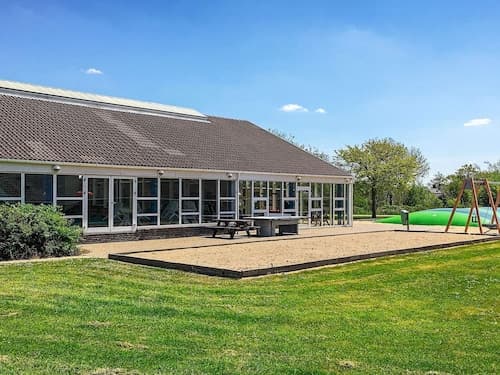 6 Person Holiday Home on a Holiday Park in Hemmet