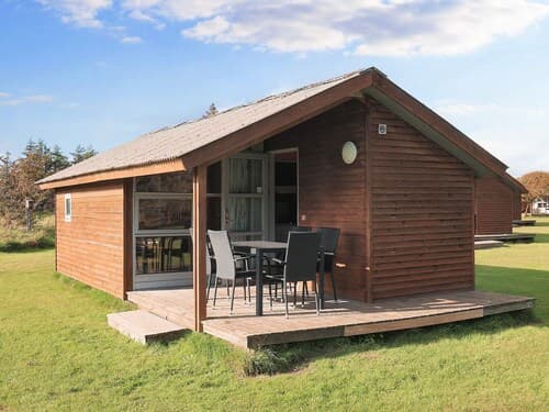 Stunning Cabin in Camping Resort