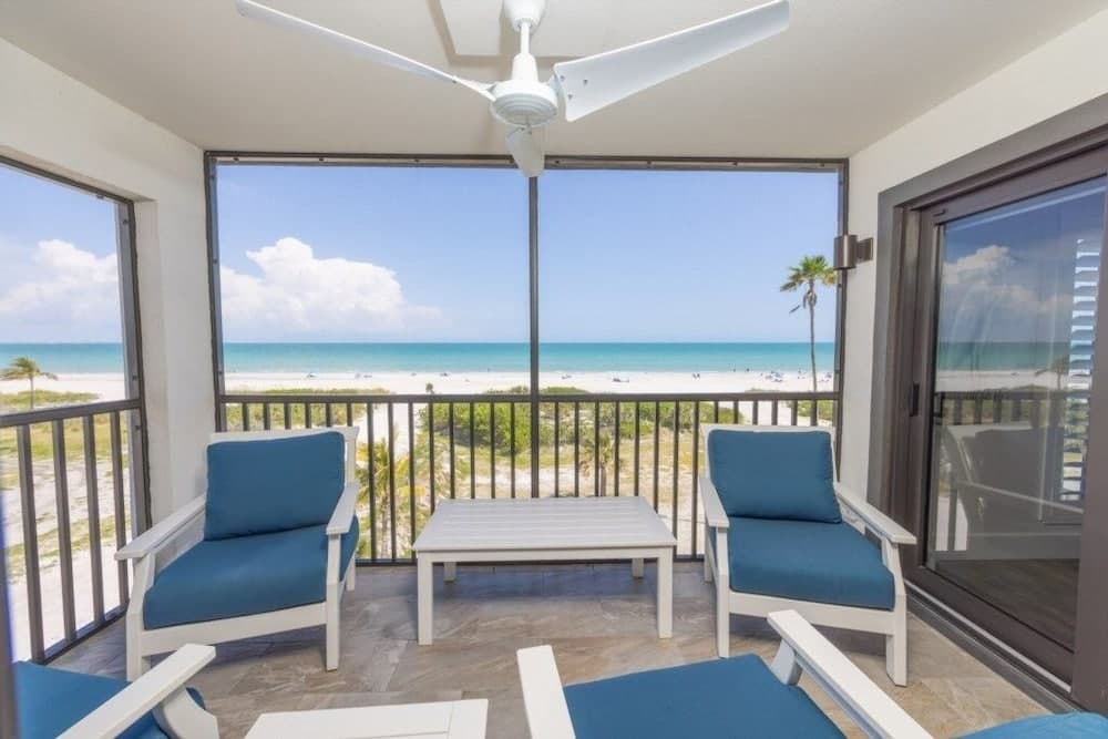 Pelicans Roost 307 2 Bedroom Condo