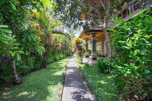 Villa Agung Khalia