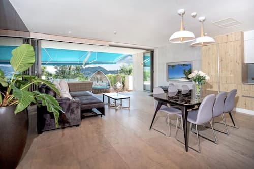 SeaView 3BR Duplex BluePoint 88 Patong