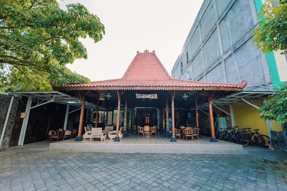 Puri Sidikan Inn
