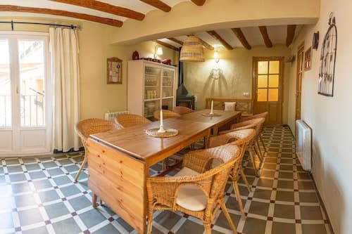 Experience the Rural Spain With Wine, Activities and More at Sidro & Co