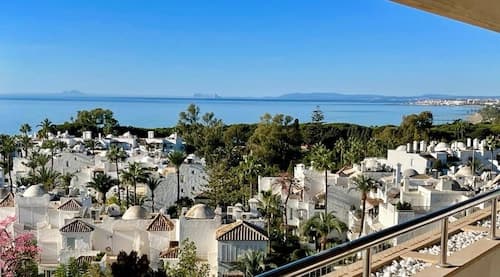 Beautiful Flat With a Wonderful View Close to the Beach