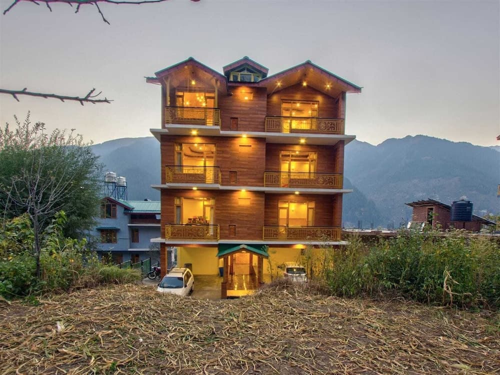 Golden Peak Manali