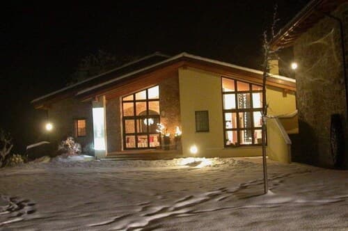 Modern Holiday Home in Imola With Swimming Pool