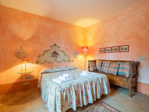 Apartment in Villa With Swimming Pool