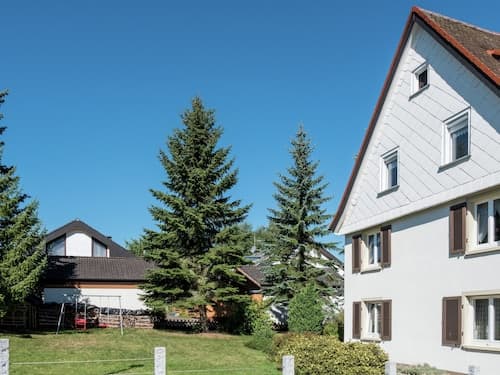 Cozy Apartment in Schwenningen With Garden