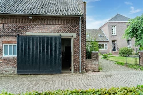 Spacious Mansion in Swolgen With Garden