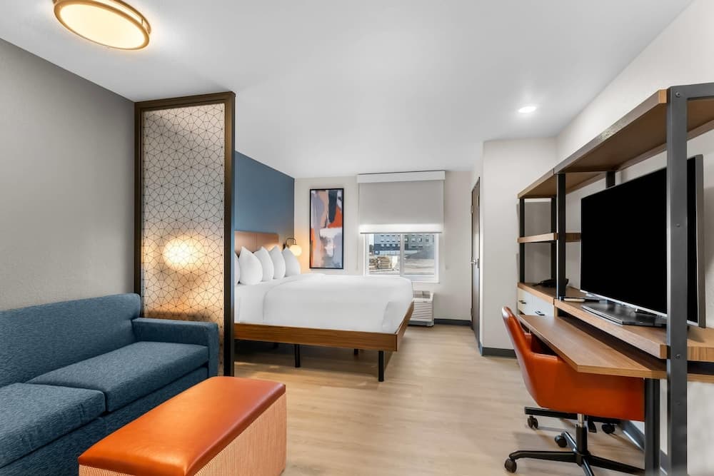 Everhome Suites Cheyenne