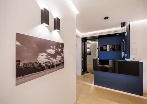 Arya Guest House