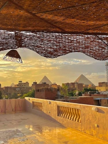 Four pyramids Guest house