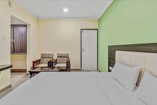 VIJAYA LAKDHMI RESIDENCY