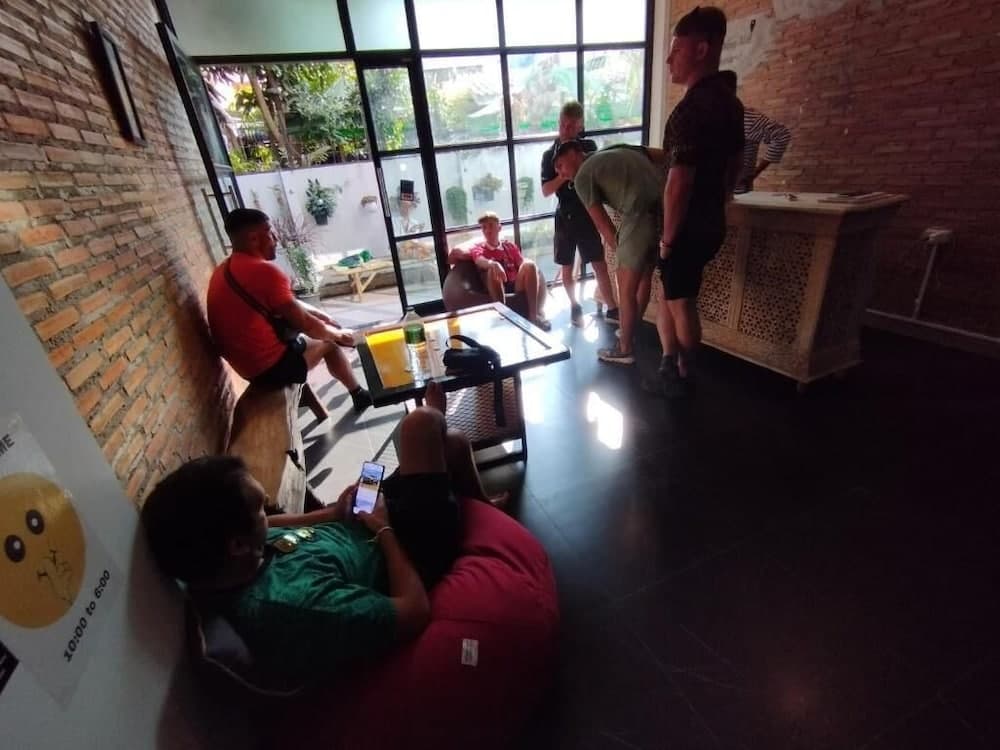 Lobi dinlenme salonu