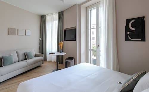 Aiello Hotels - Isola Design District