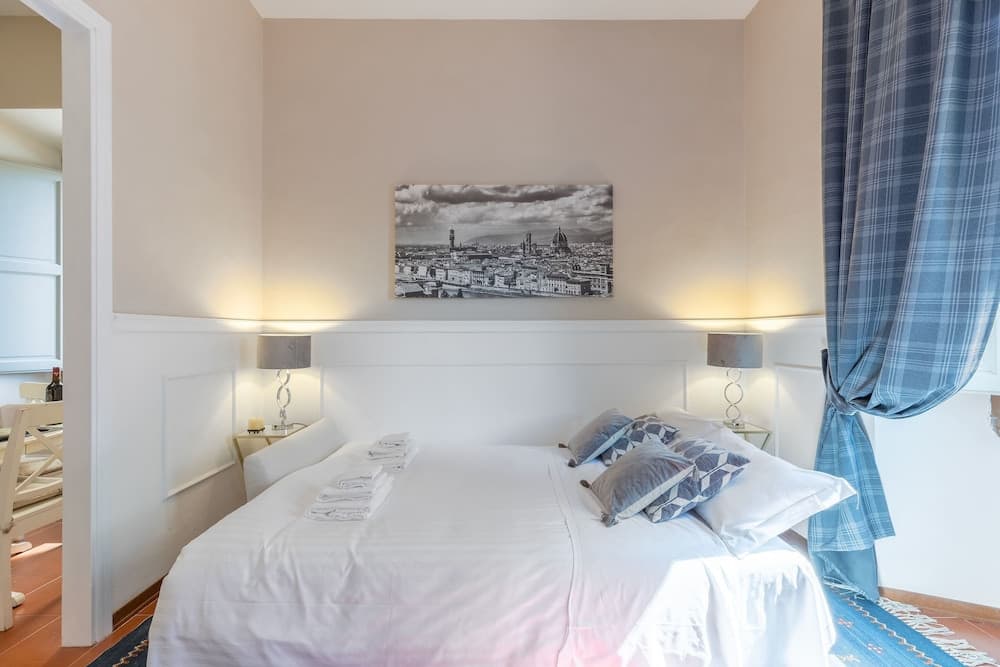 Charming 2 bedroom in Florence