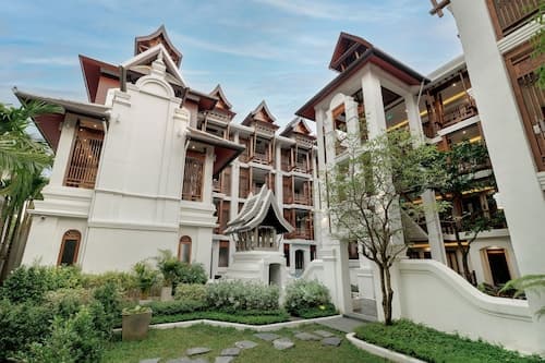 Akira Thaphae Hotel