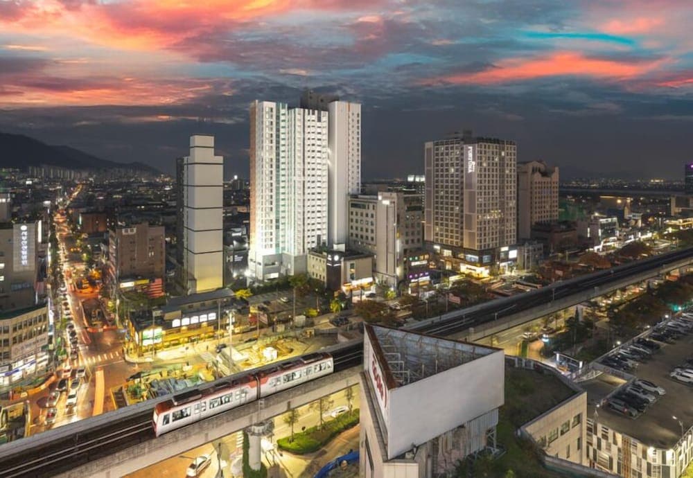 H avenue sasang station Residence hotel