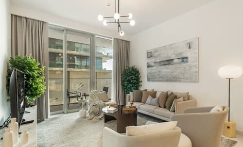 Modern 2BR w Direct Beach Access Emaar Beachfront