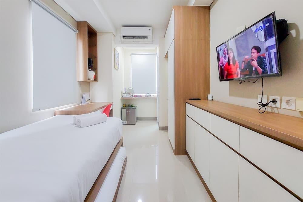 Warm And Cozy Designed Studio Apartment B Residence