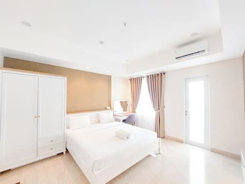 Comfortable Studio At Podomoro City Deli Medan Apartment