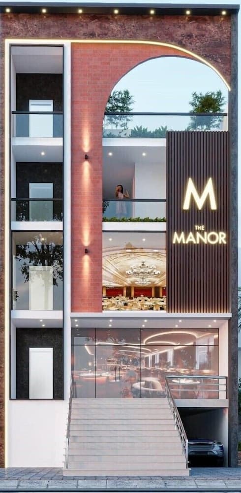 HOTEL THE MANOR