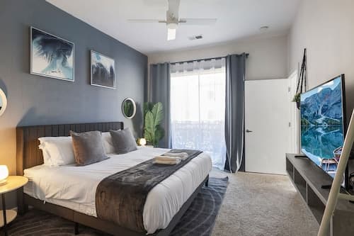 Spacious 2BD With Private Balcony and Free Parking 2