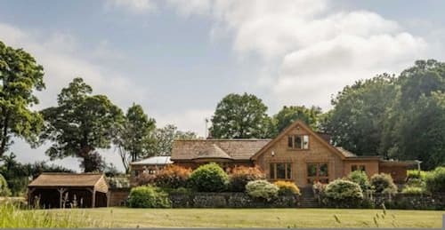 Host Stay Millwood