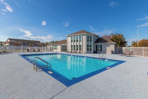 Colony Club H6