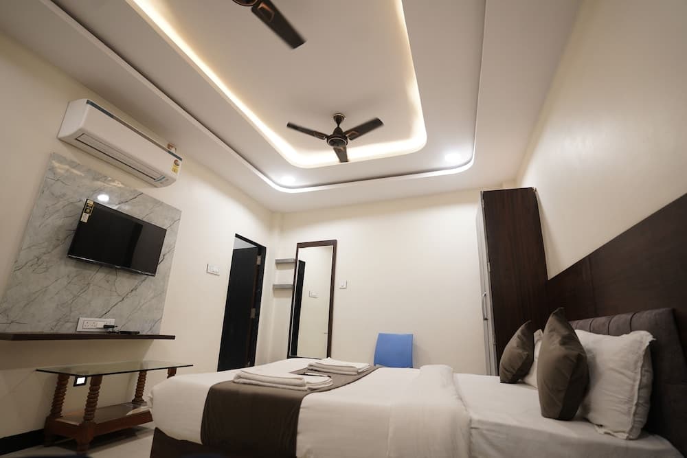 Hotel Dev kripa