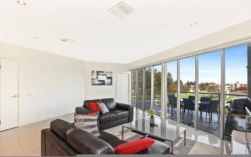 Gallery Resort Style Penthouse no 13