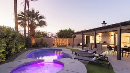 Calypso by Avantstay Entertainers Paradise Pool, Hot Tub, Putting Green