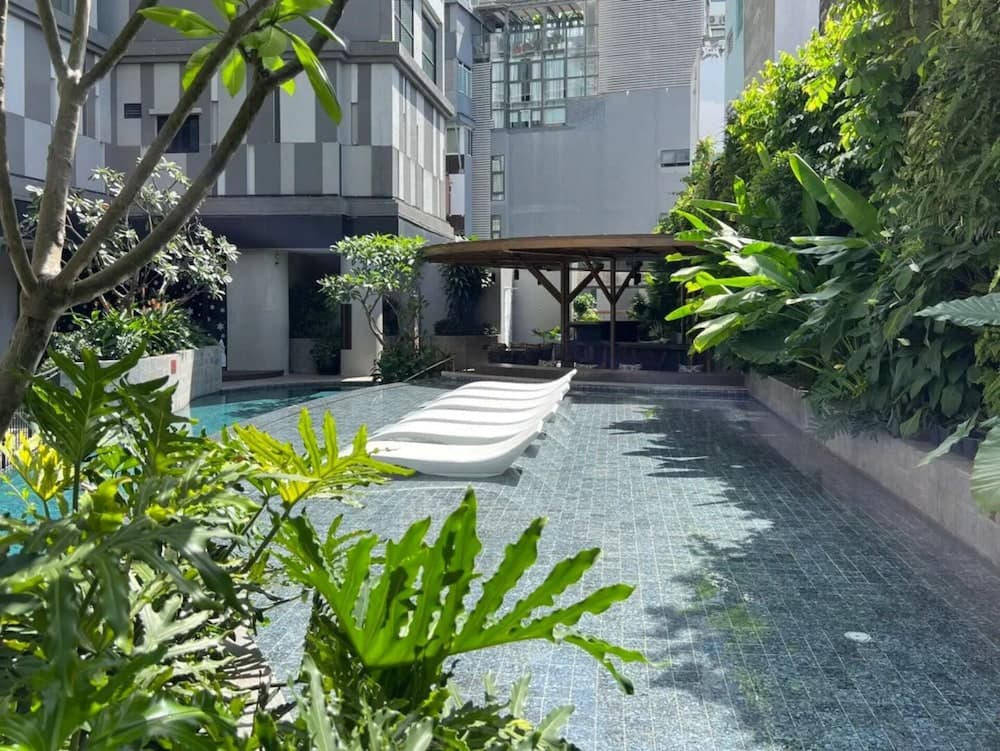 Zenity View Residence Luxury Apartment
