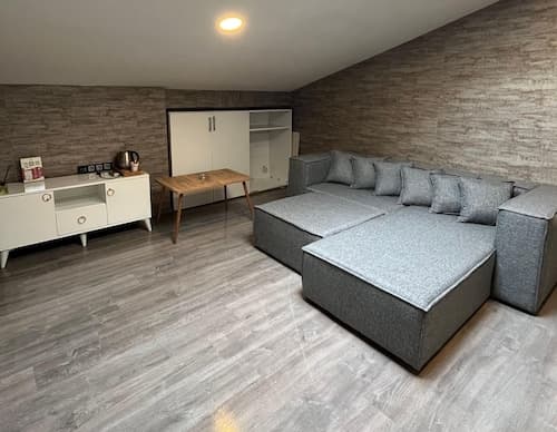 La Vie Suit Otel