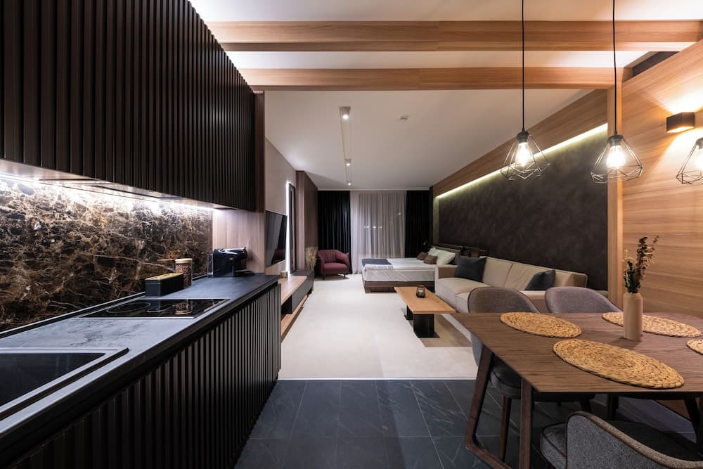 Woodside Apartment 218