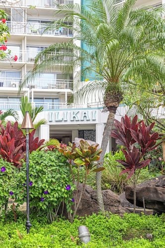 Ilikai Hotel Condo at Waikiki No Parking