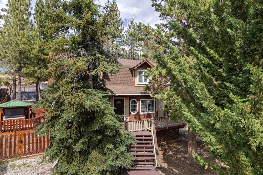 Storybook Cabin