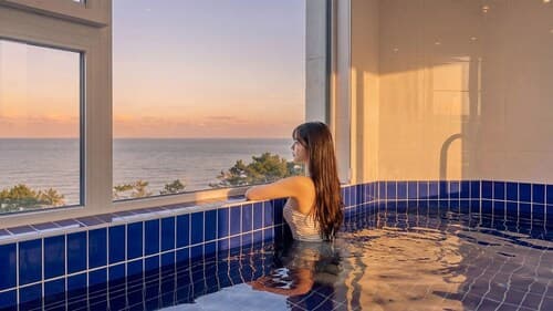 Gangreung cn6 Ocean View spa Poolvilla