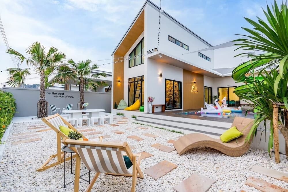 58-20 Pool Villa