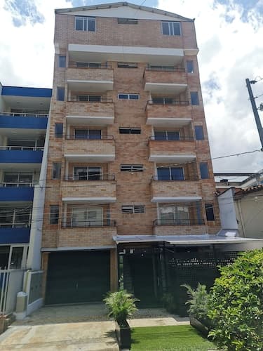 RG33 ApartaSuites