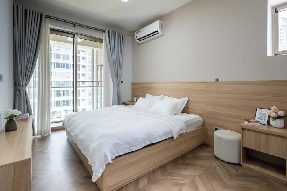 The Peak M8 Midtown