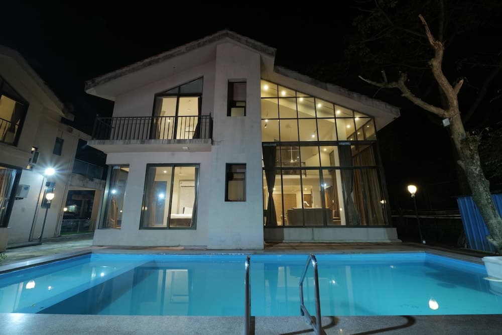 Greay Wood Villa