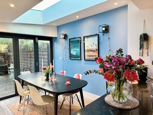 Townhouse by Notting Hill - Sleeps5/petsok/tv/wifi