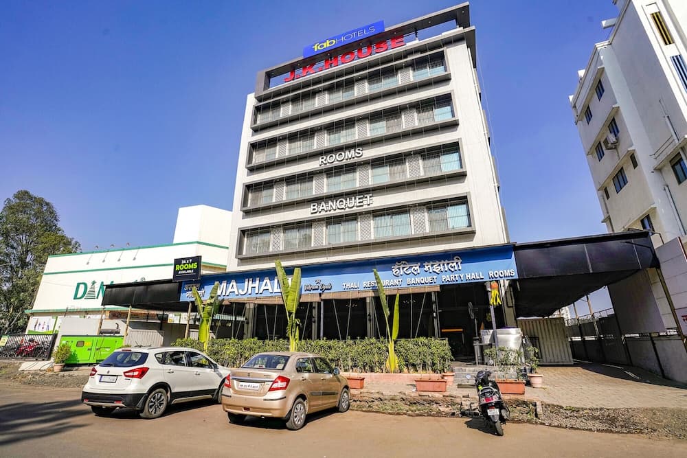 Fabhotel Prime Majhali