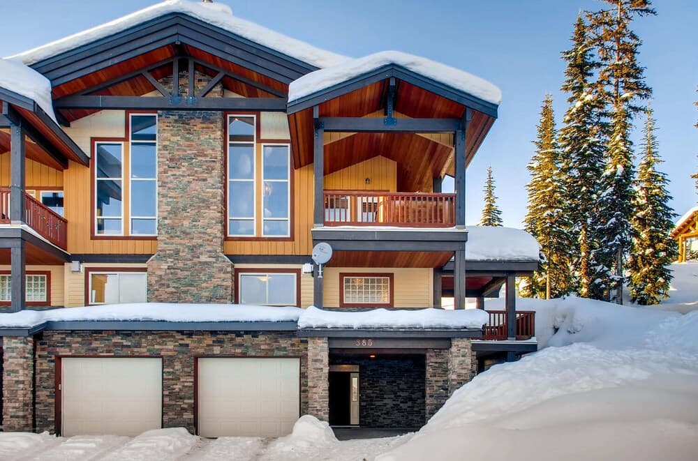 385 Moonshine Crescent by Okanagan Premier