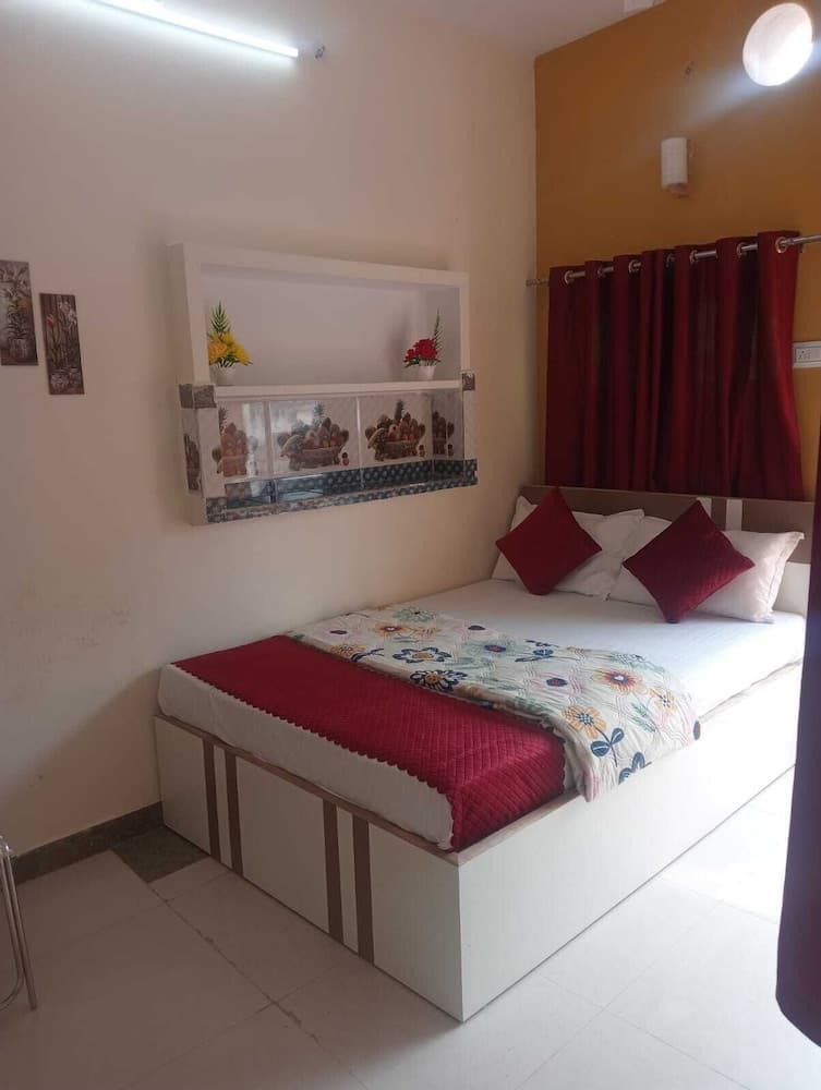 Rudra Guest House