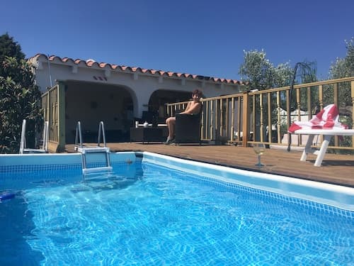 Lovely 4-bed Villa in L'ametlla de Mar, off Grid ,